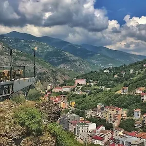 Ladur Otel