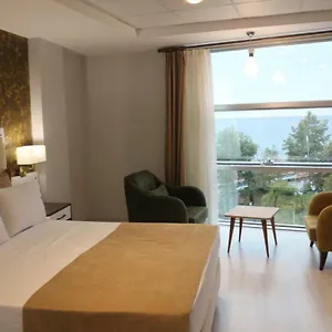Отель Alarga Premier
